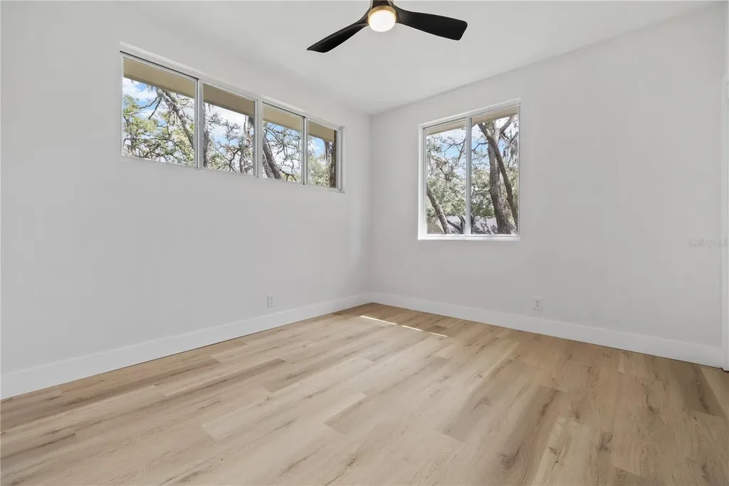 426 Fern Cliff Avenue Tampa FL 33617