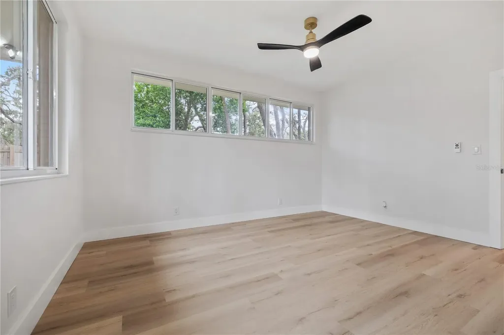 426 Fern Cliff Avenue Tampa FL 33617