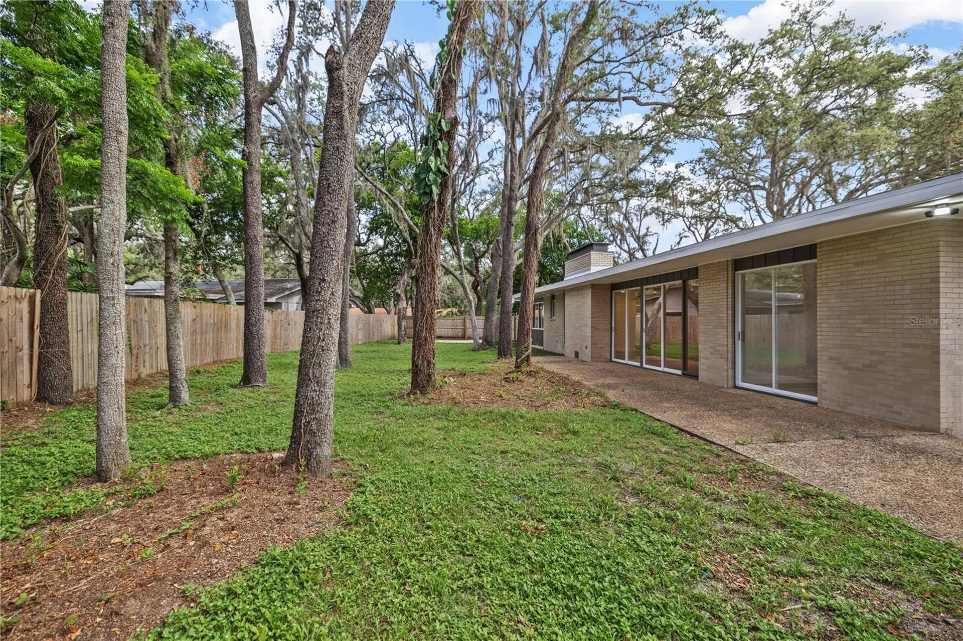 426 Fern Cliff Avenue Tampa FL 33617
