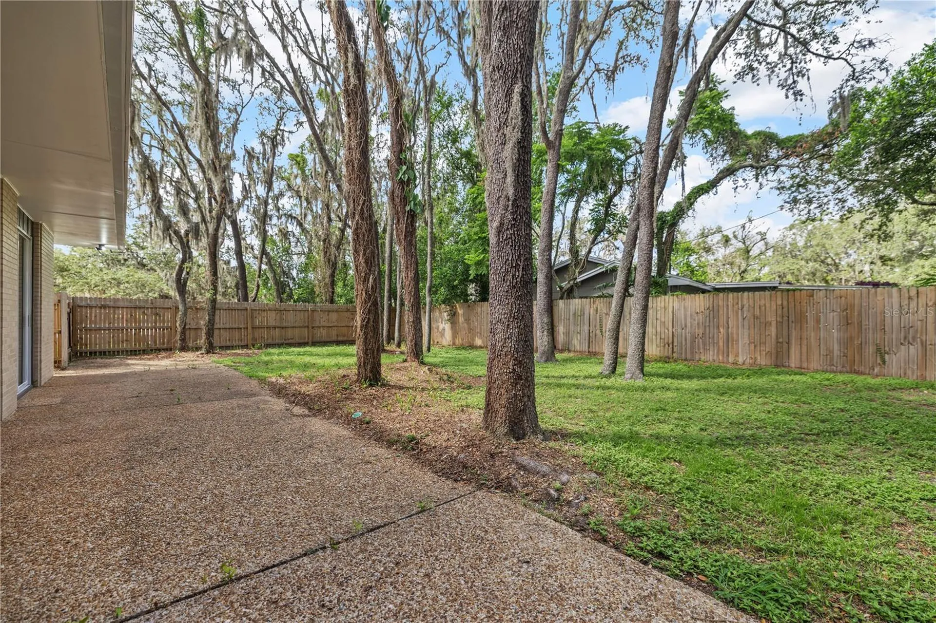 426 Fern Cliff Avenue Tampa FL 33617