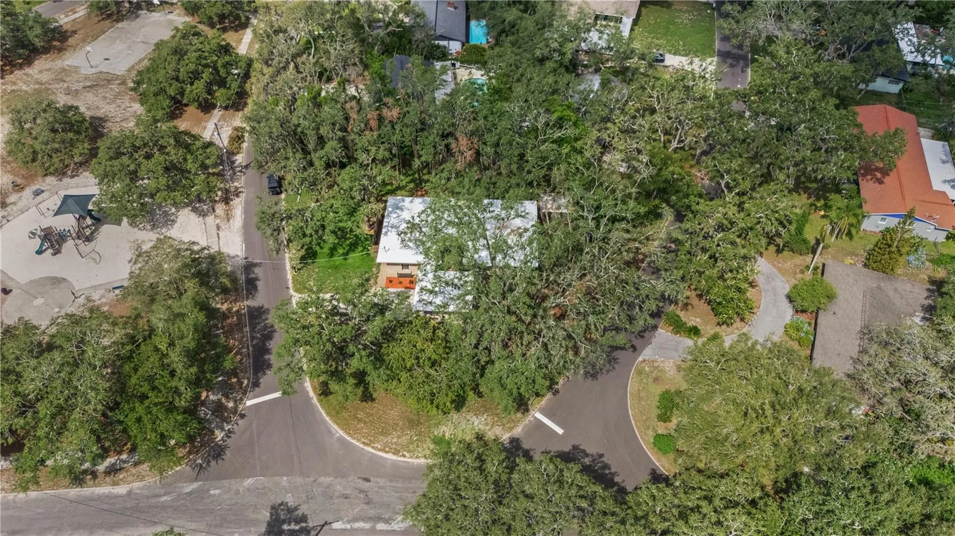 426 Fern Cliff Avenue Tampa FL 33617