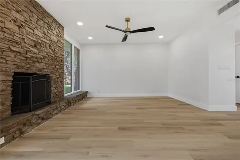 426 Fern Cliff Avenue Tampa FL 33617