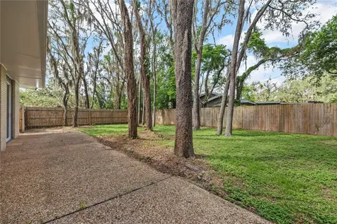 426 Fern Cliff Avenue Tampa FL 33617
