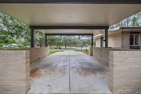 426 Fern Cliff Avenue Tampa FL 33617
