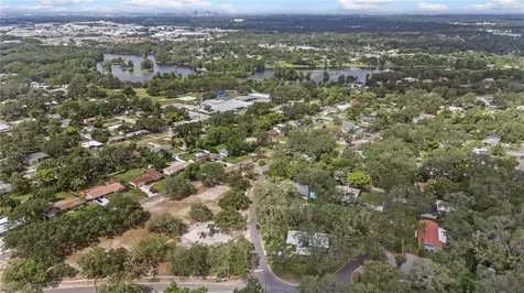 426 Fern Cliff Avenue Tampa FL 33617