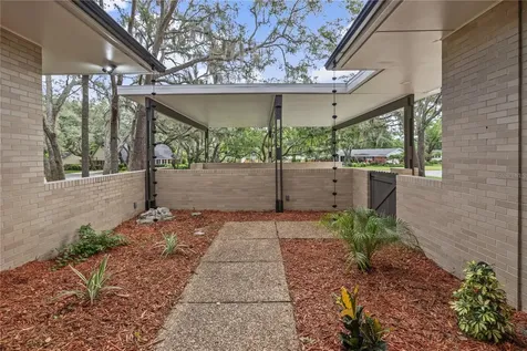 426 Fern Cliff Avenue Tampa FL 33617