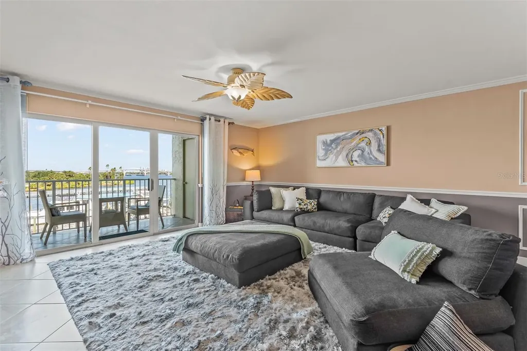 533 Marina Point Drive Daytona Beach FL 32114