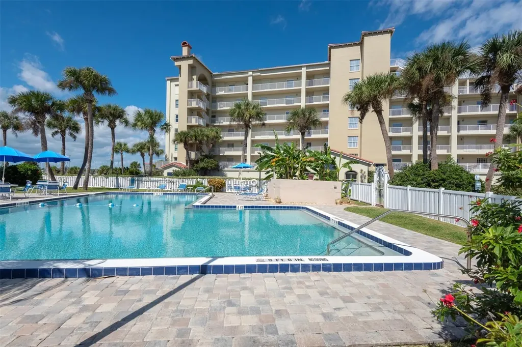 533 Marina Point Drive Daytona Beach FL 32114