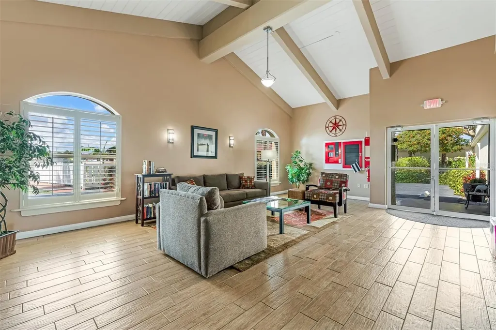 533 Marina Point Drive Daytona Beach FL 32114