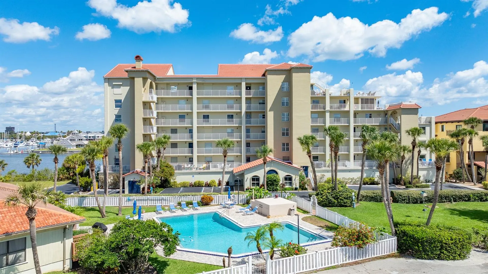 533 Marina Point Drive Daytona Beach FL 32114
