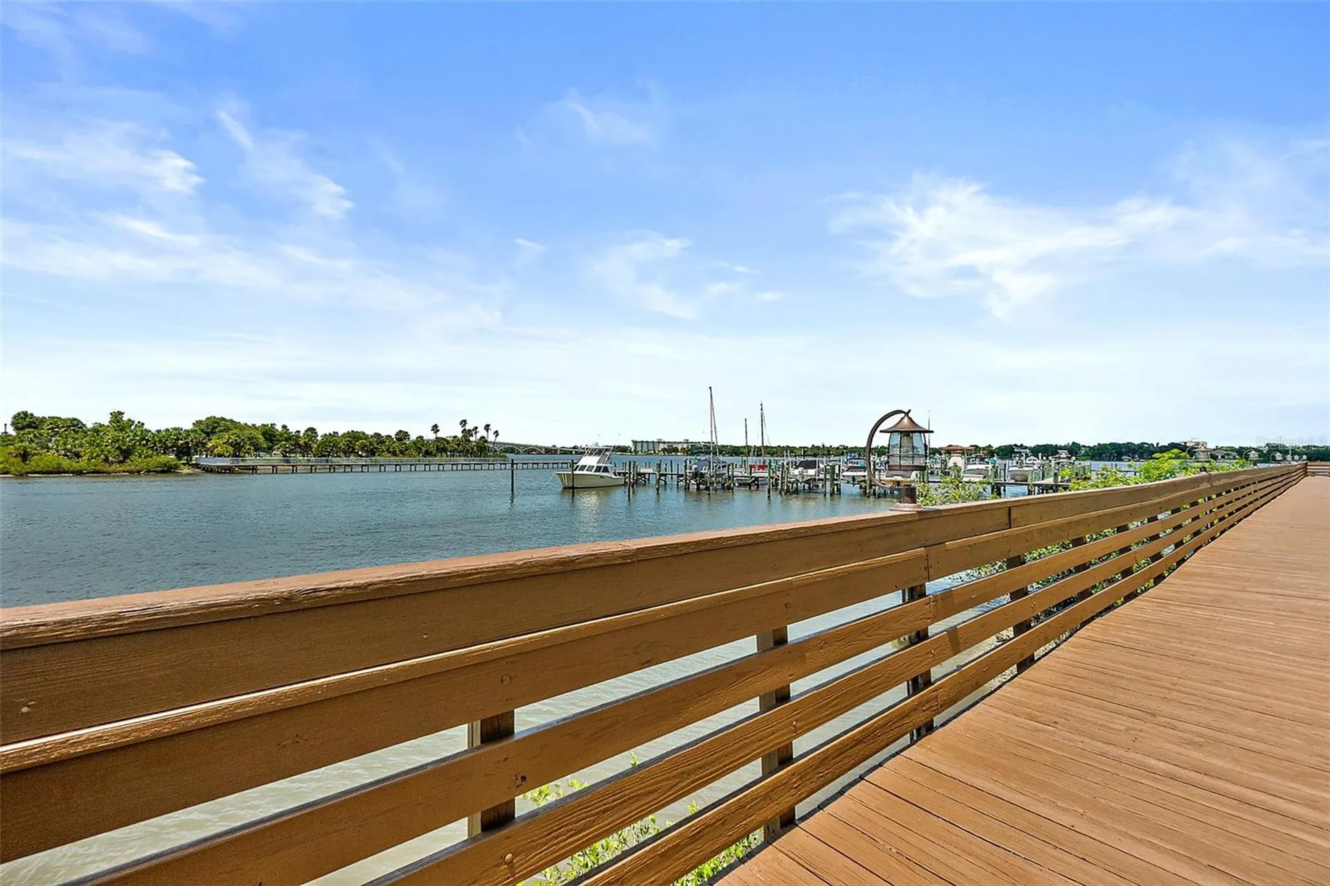 533 Marina Point Drive Daytona Beach FL 32114