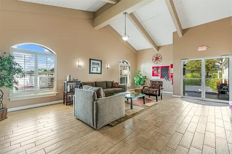 533 Marina Point Drive Daytona Beach FL 32114