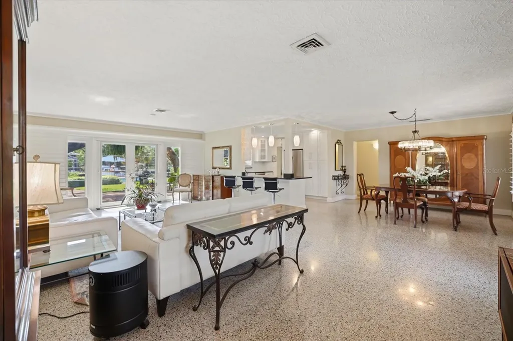 1827 Baywood Drive Sarasota FL 34231