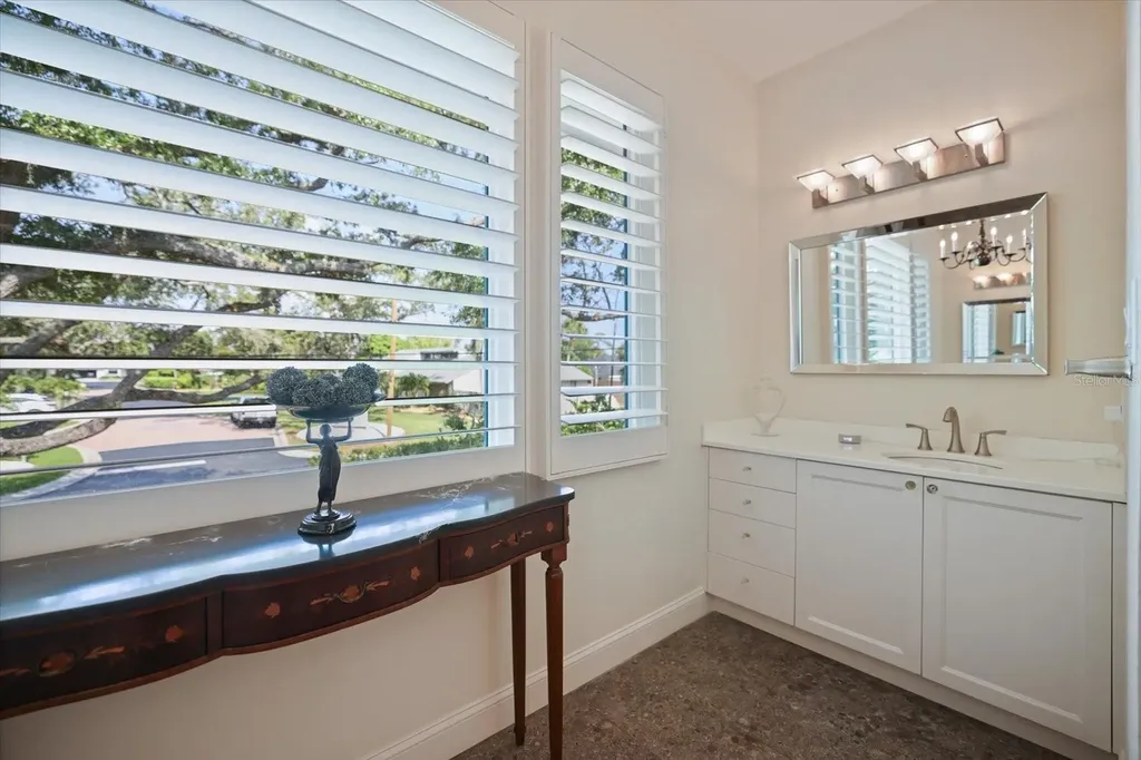1827 Baywood Drive Sarasota FL 34231