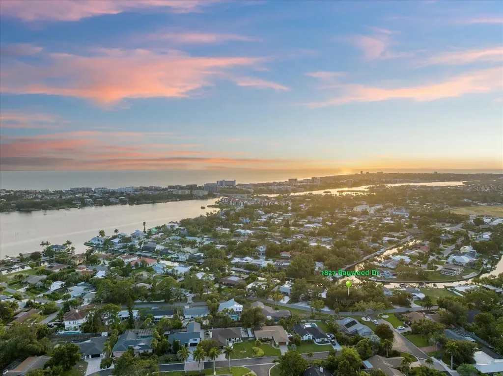 1827 Baywood Drive Sarasota FL 34231