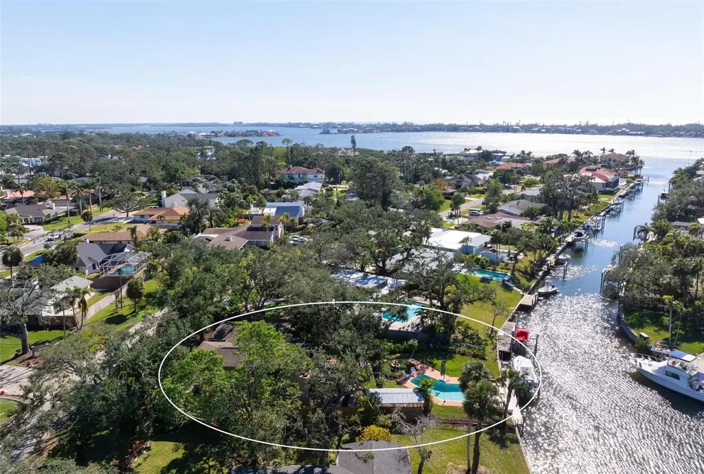 1827 Baywood Drive Sarasota FL 34231
