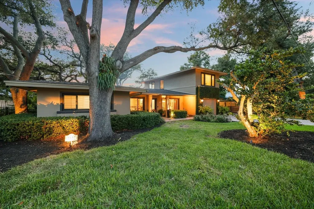 1827 Baywood Drive Sarasota FL 34231