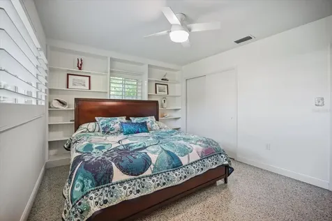 1827 Baywood Drive Sarasota FL 34231