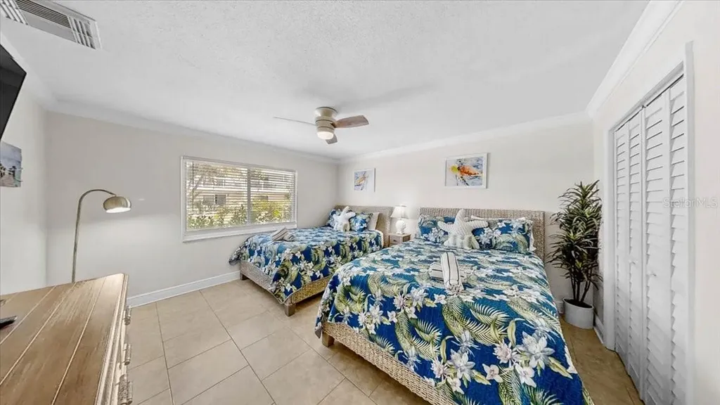 5830 Midnight Pass Road Sarasota FL 34242