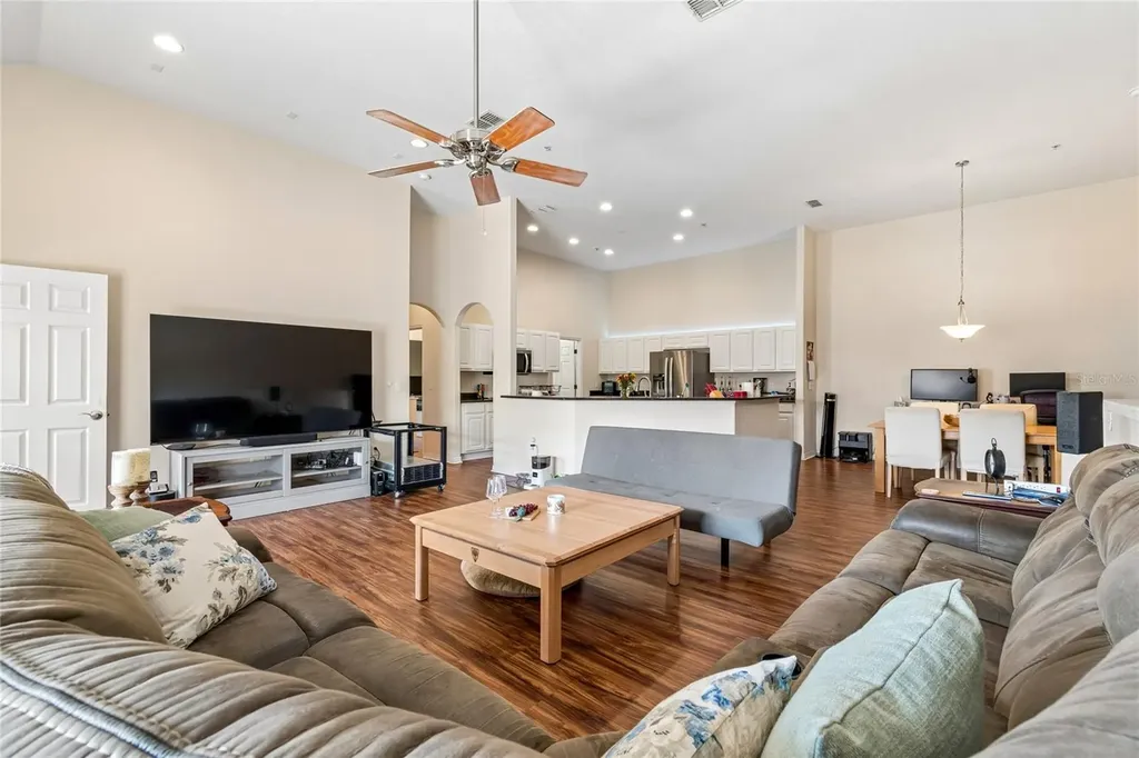 21041 Sunpoint Way Lutz FL 33558