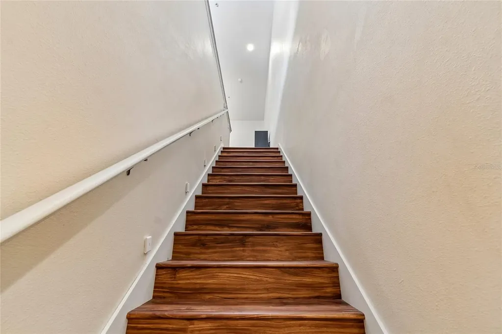 21041 Sunpoint Way Lutz FL 33558