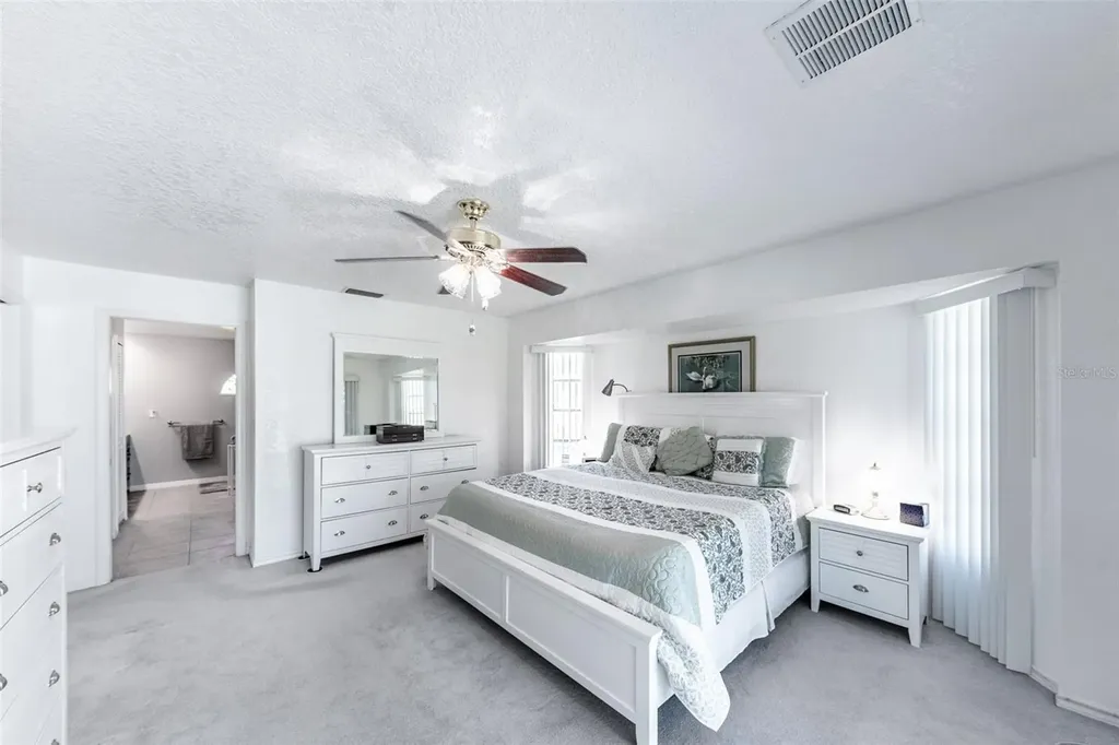 538 W Cashew Punta Gorda FL 33955