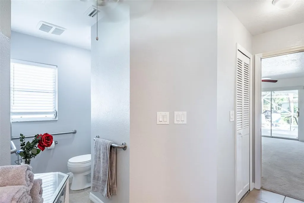 538 W Cashew Punta Gorda FL 33955