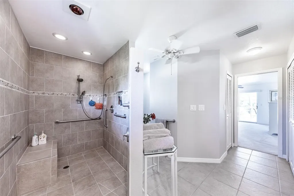 538 W Cashew Punta Gorda FL 33955