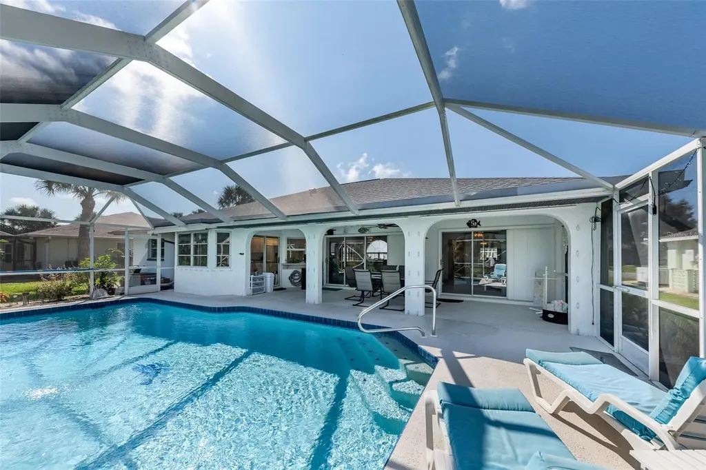 538 W Cashew Punta Gorda FL 33955