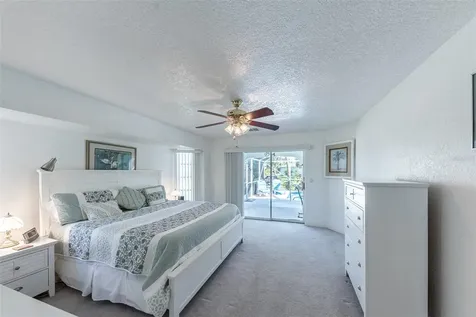 538 W Cashew Punta Gorda FL 33955