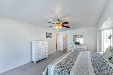 538 W Cashew Punta Gorda FL 33955