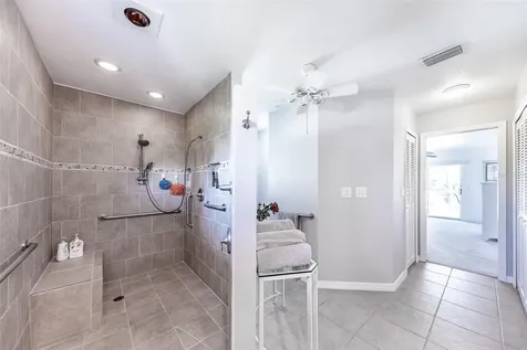 538 W Cashew Punta Gorda FL 33955