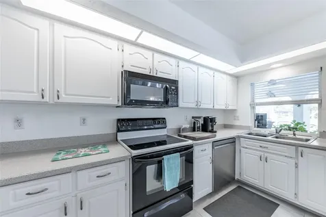 538 W Cashew Punta Gorda FL 33955