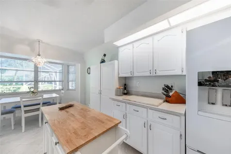538 W Cashew Punta Gorda FL 33955