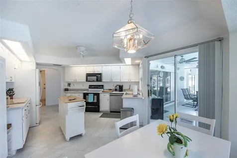 538 W Cashew Punta Gorda FL 33955