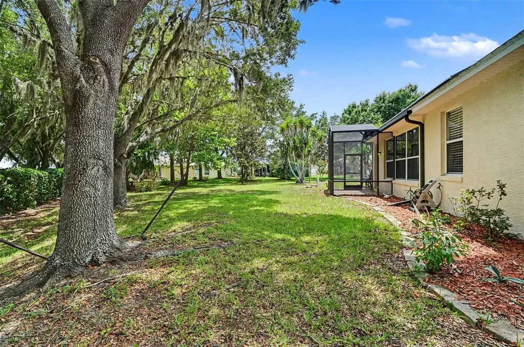 2852 Cape Horn Court Tavares FL 32778