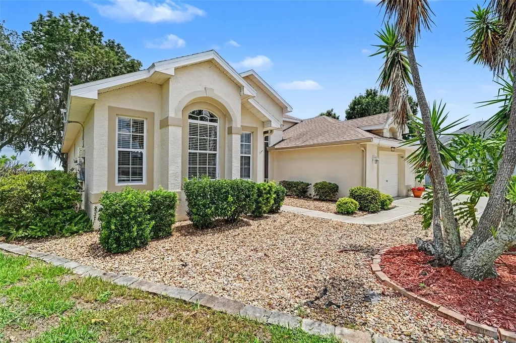 2852 Cape Horn Court Tavares FL 32778