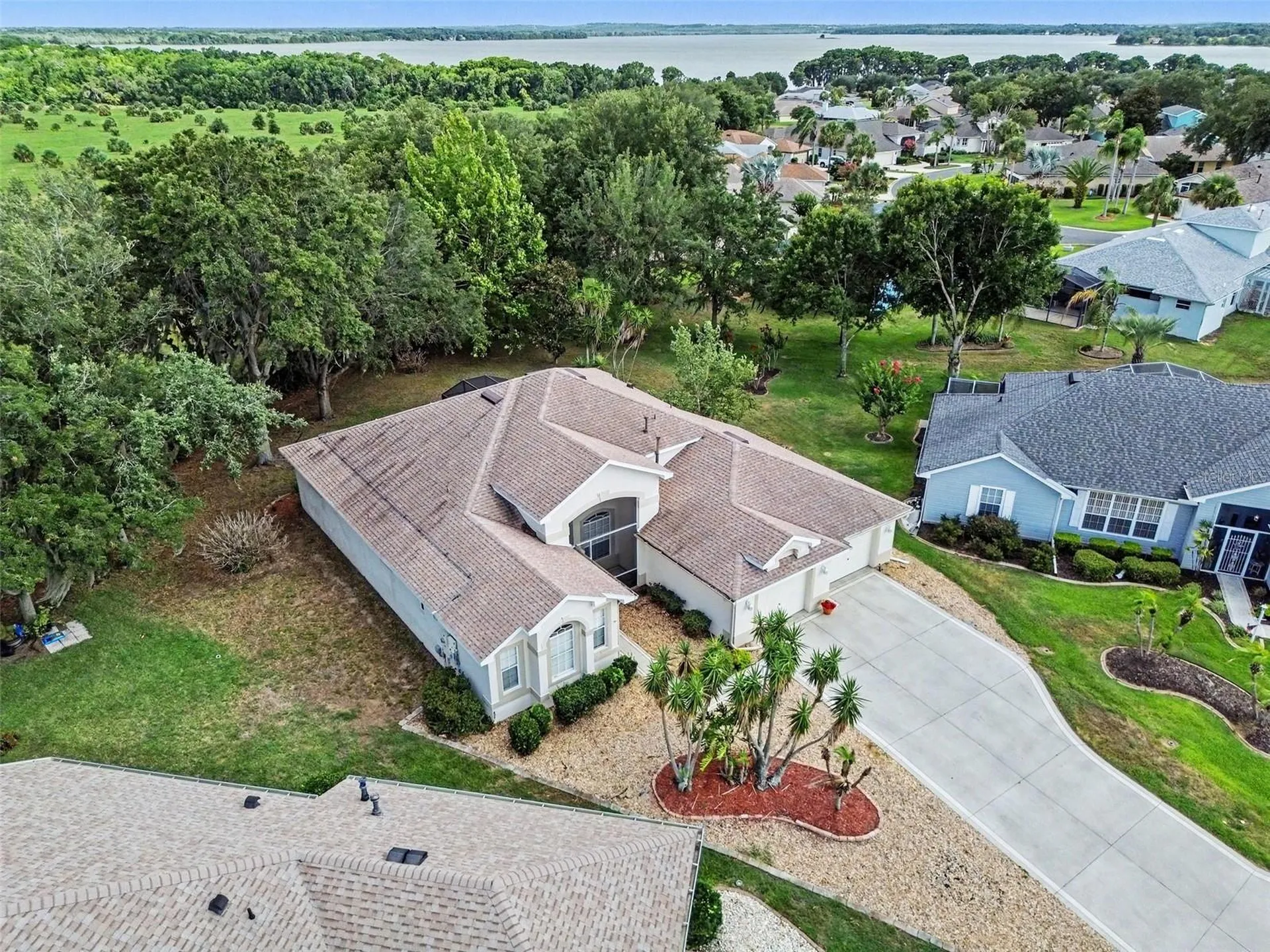 2852 Cape Horn Court Tavares FL 32778