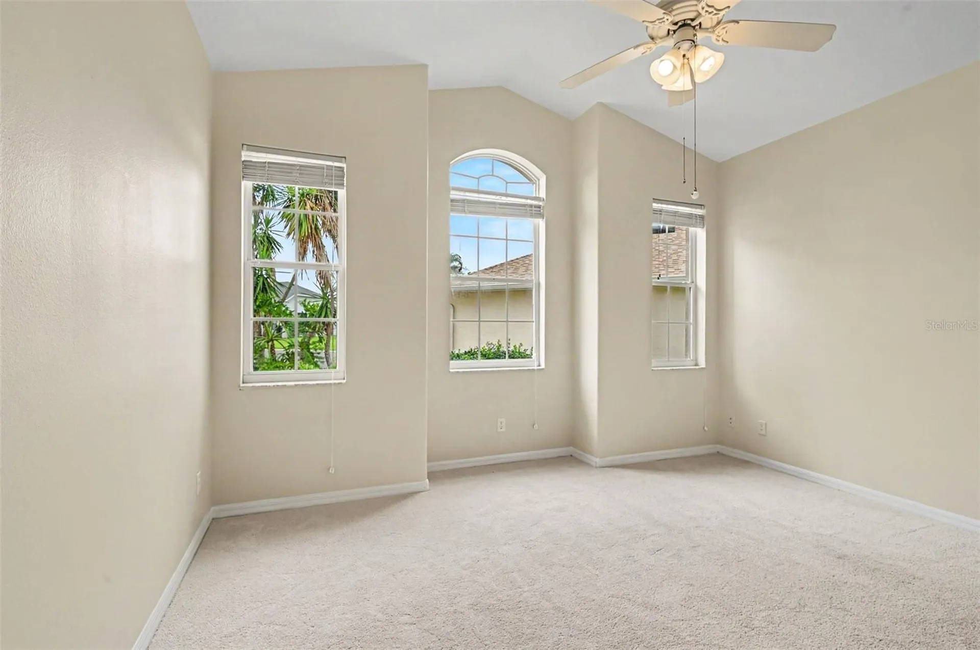 2852 Cape Horn Court Tavares FL 32778