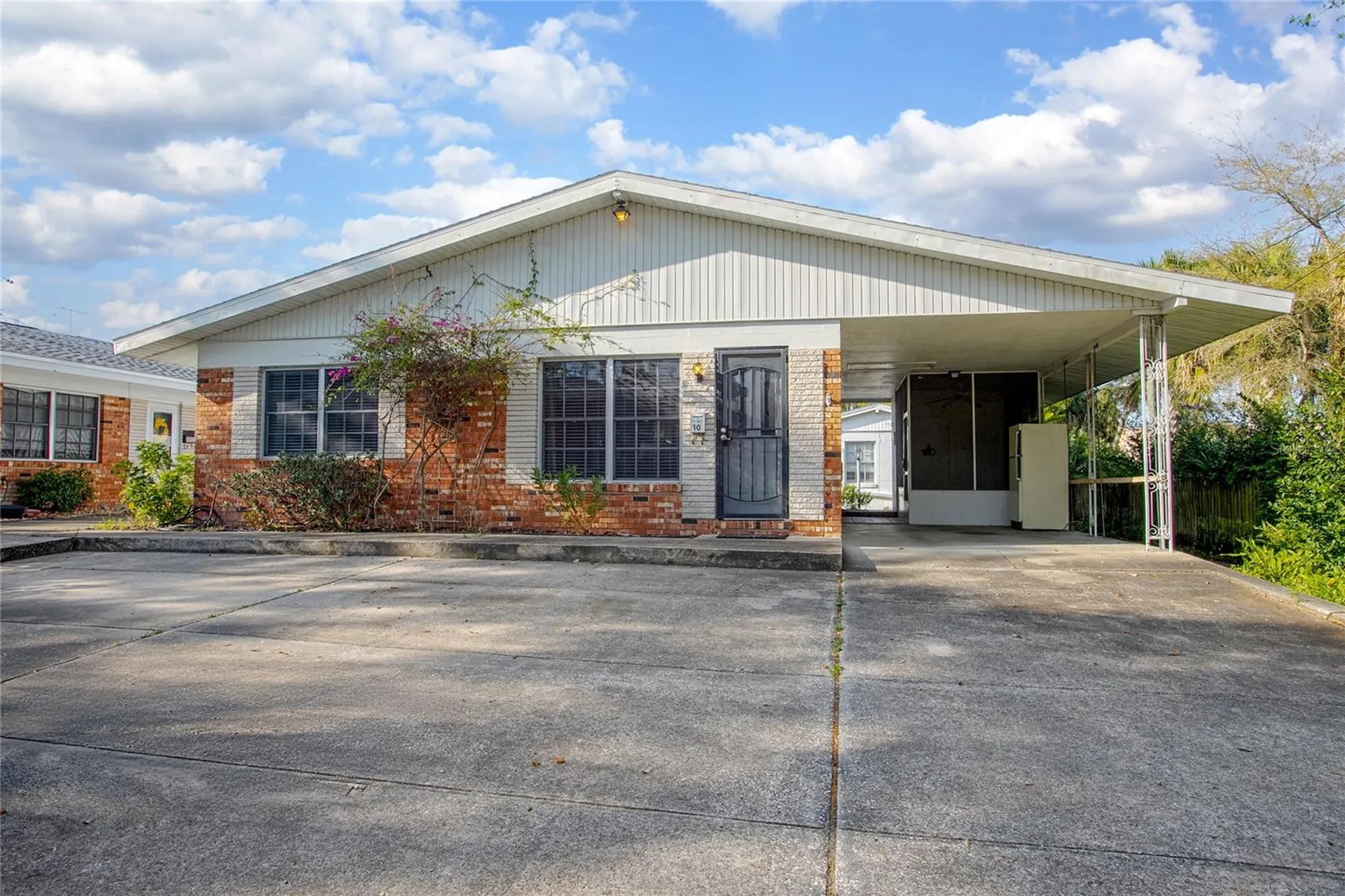135 W Minnesota Avenue Deland FL 32720