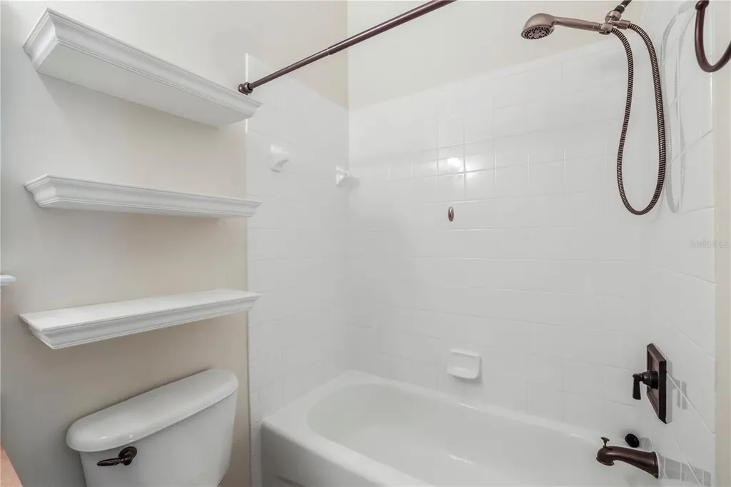 6130 Osprey Lake Circle Riverview FL 33578