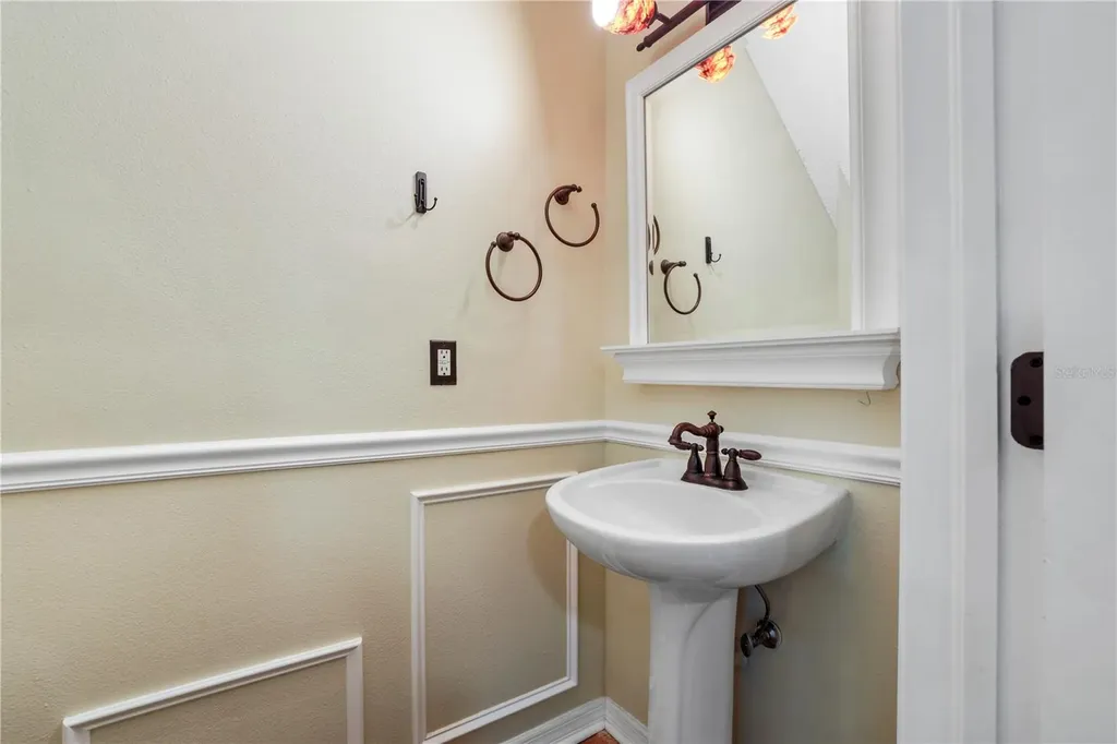 6130 Osprey Lake Circle Riverview FL 33578