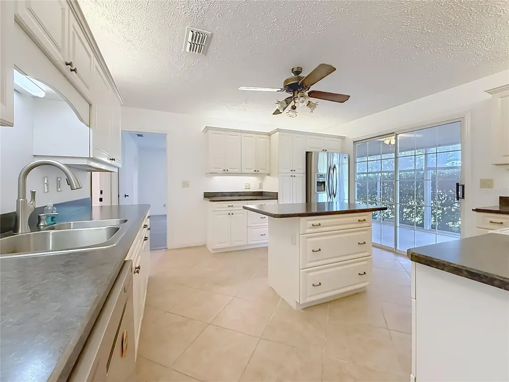 707 NE 46th Court Ocala FL 34470
