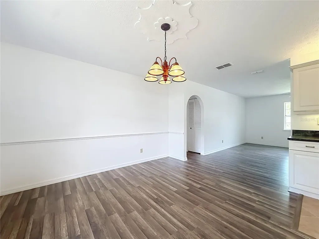 707 NE 46th Court Ocala FL 34470