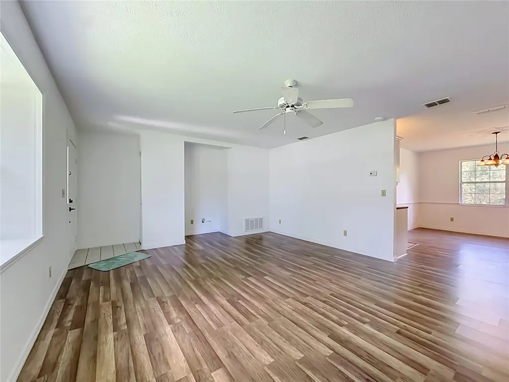 707 NE 46th Court Ocala FL 34470