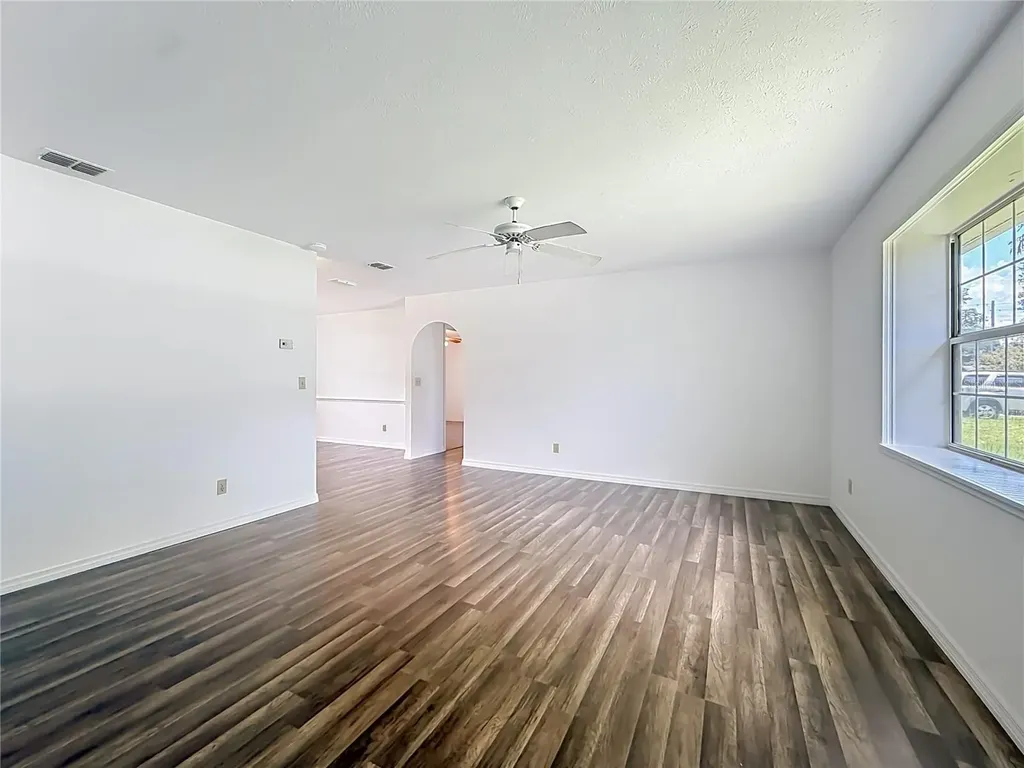 707 NE 46th Court Ocala FL 34470