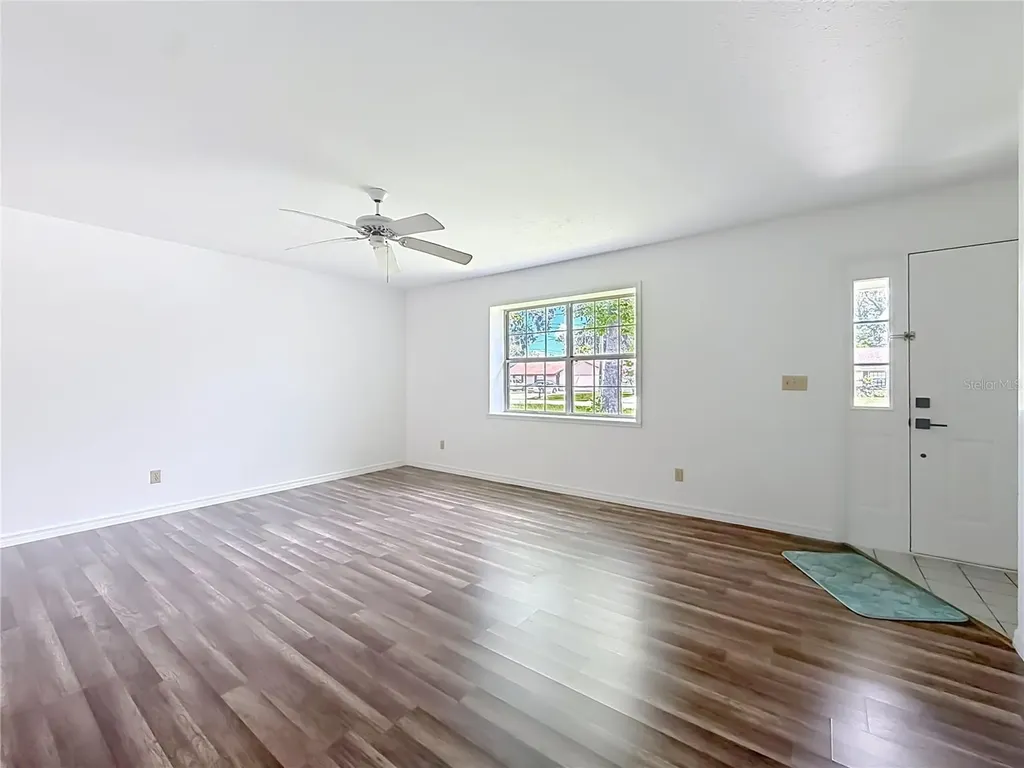 707 NE 46th Court Ocala FL 34470