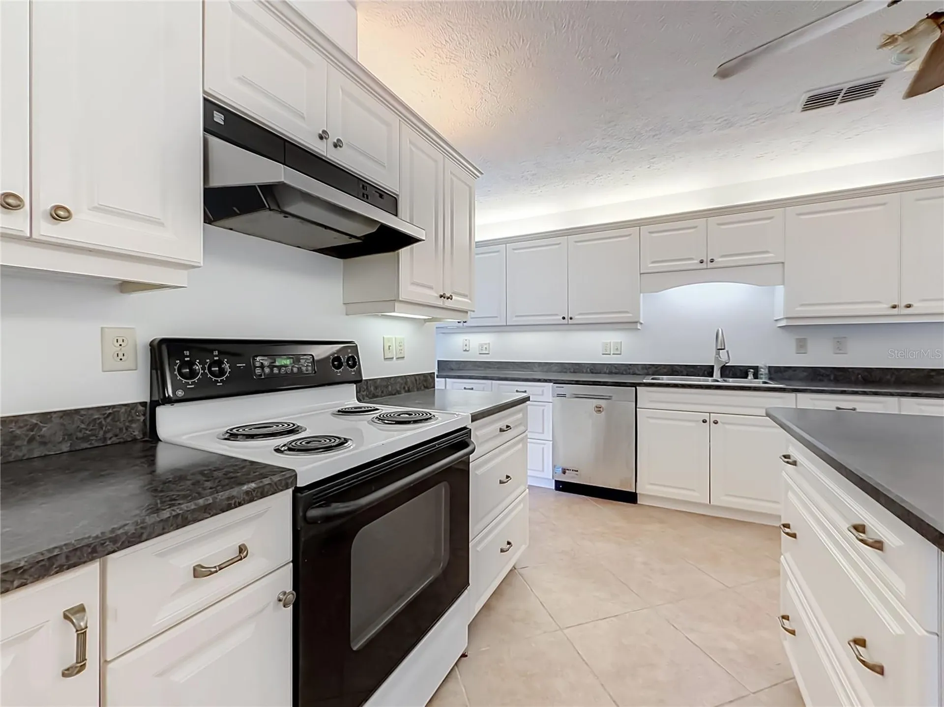 707 NE 46th Court Ocala FL 34470