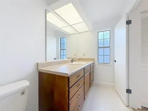 707 NE 46th Court Ocala FL 34470