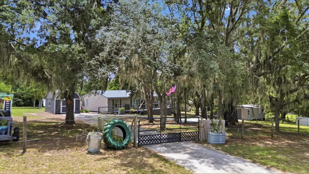 10253 S Arabian Avenue Floral City FL 34436